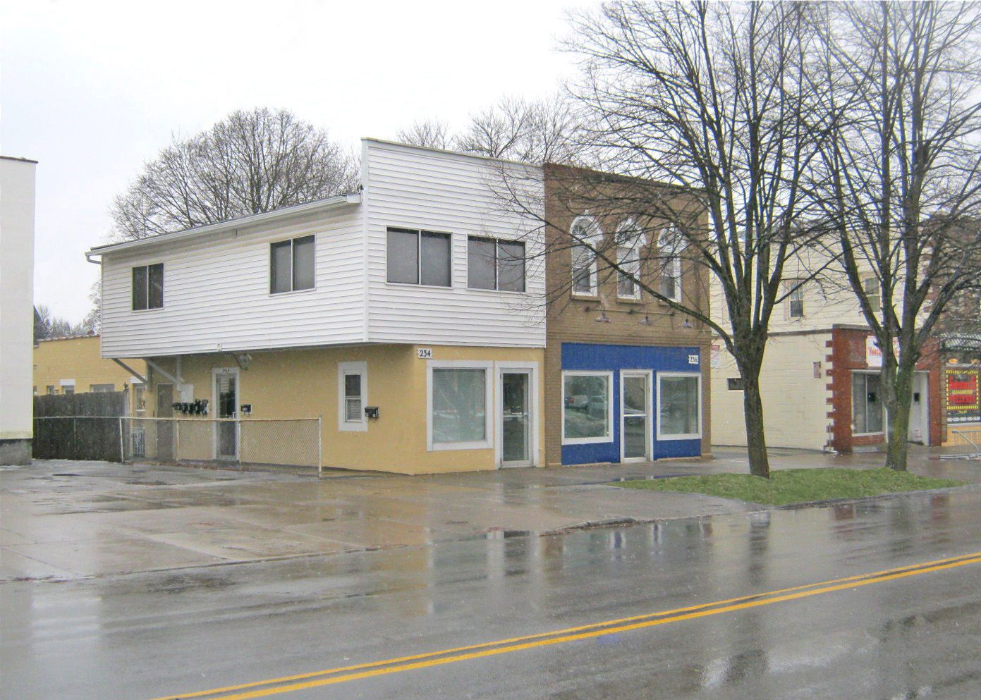 234-236 W Commercial St, East Rochester, NY 14445